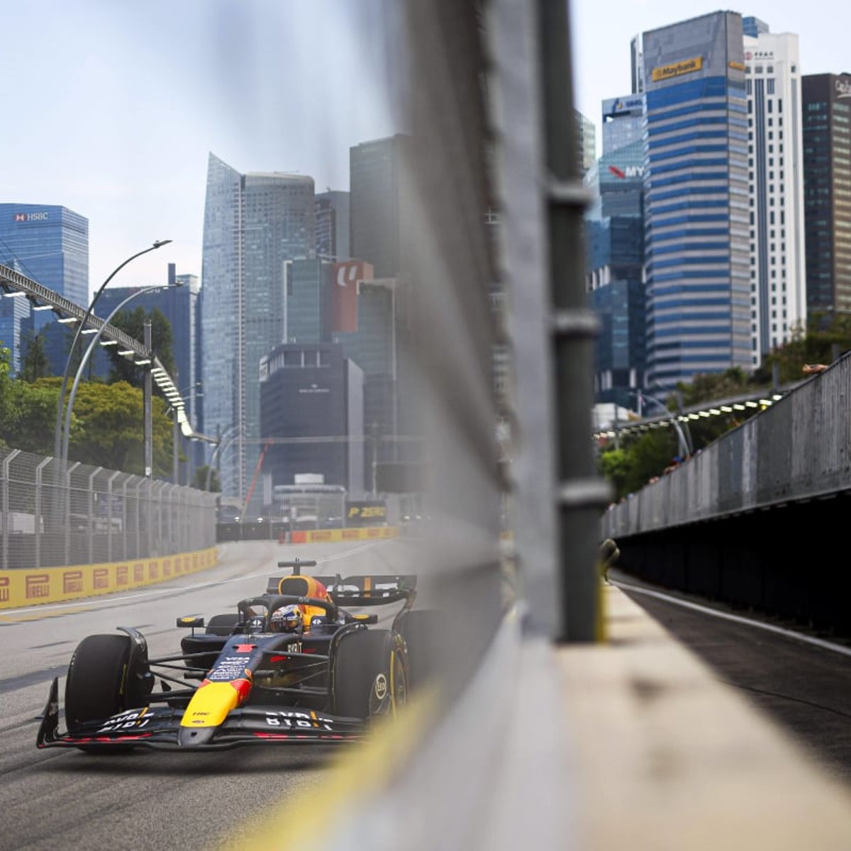 The Three-Tenths Trench: Mercedes, Ferrari, and McLaren Squeeze Marina Bay — F1