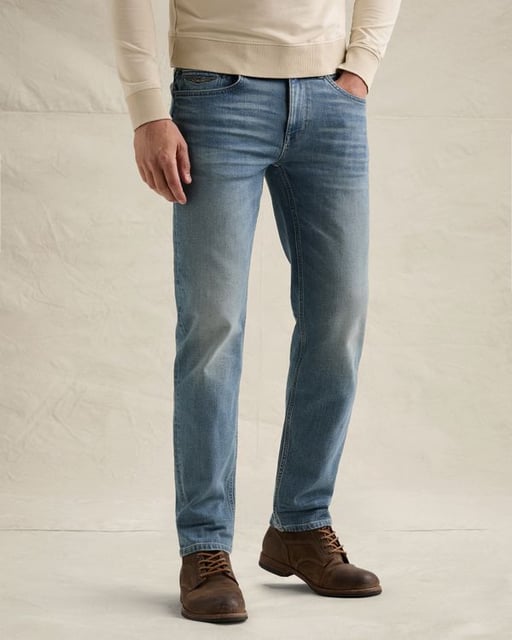 Wingload relaxed fit jeans