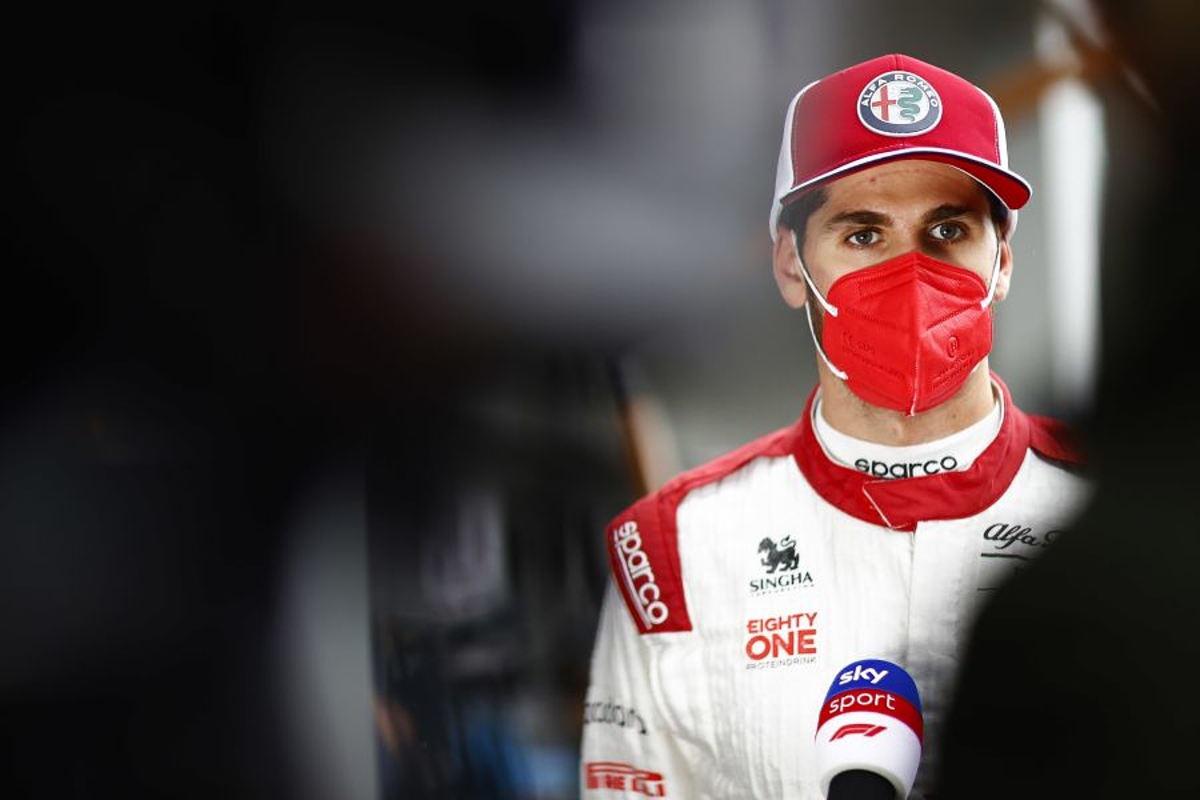 Giovinazzi makes switch to Formula E after losing Alfa Romeo seat