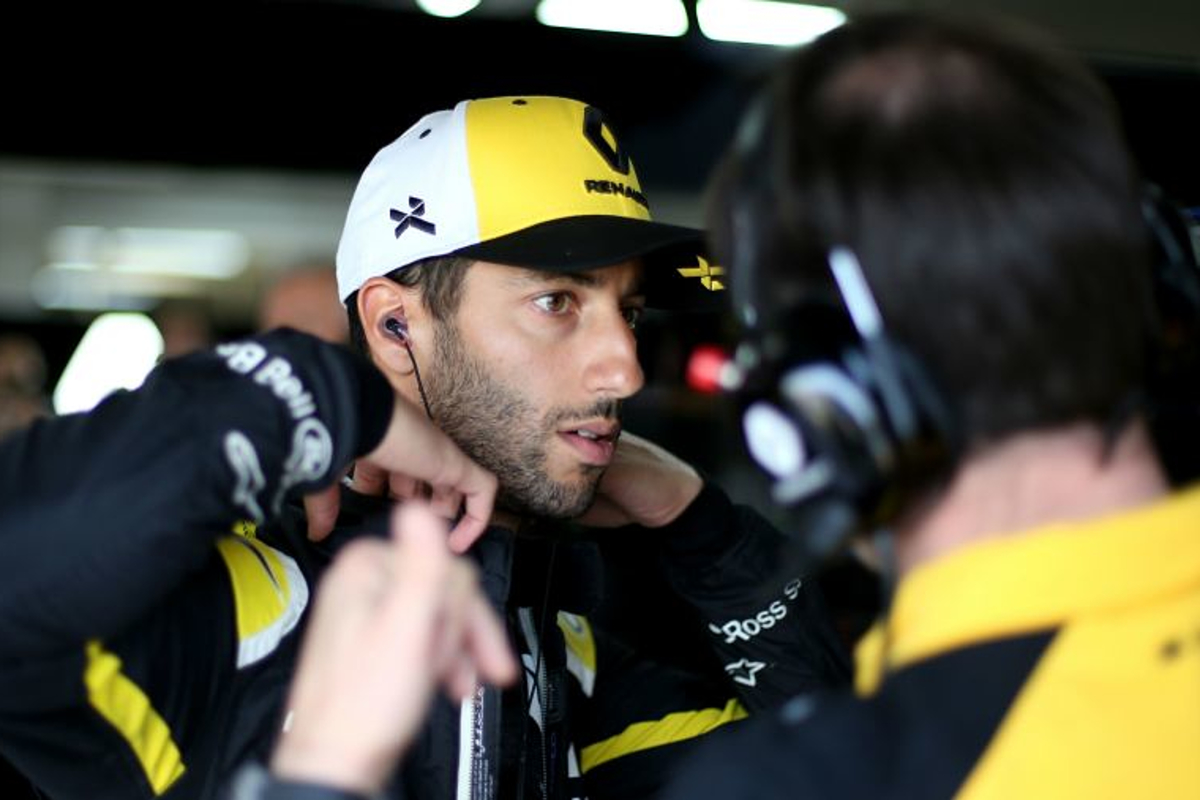 Ricciardo: Renault need to behave more like Red Bull