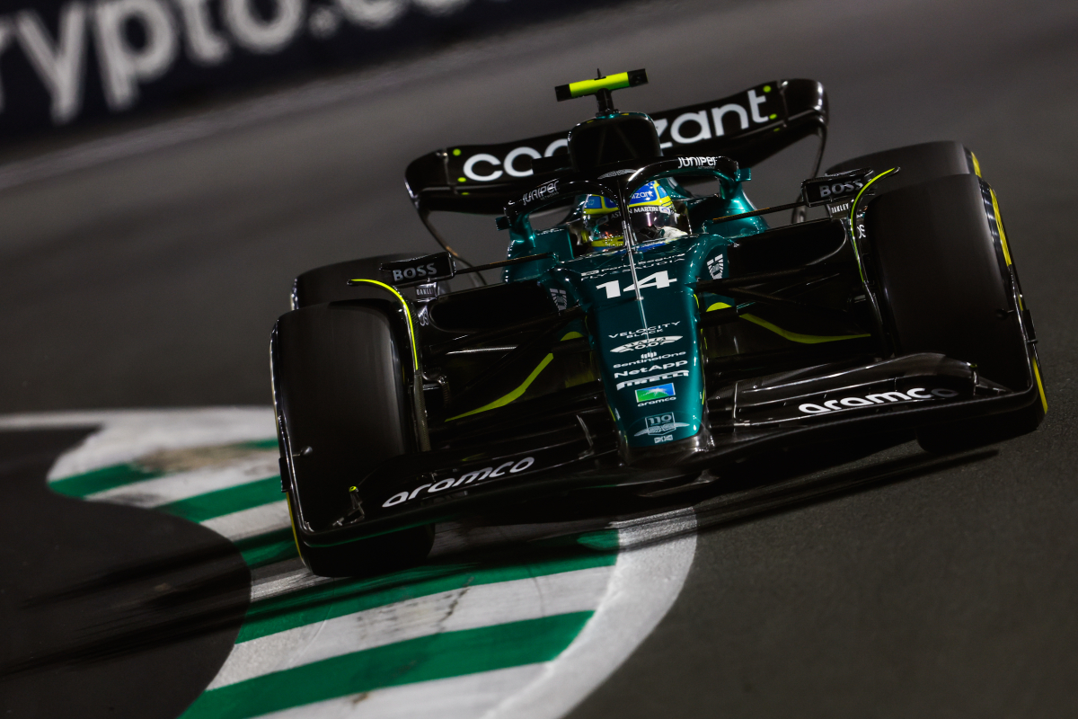 VIDEO: Fernando Alonso hace trompo en la Q1 del Gran Premio de Arabia Saudita