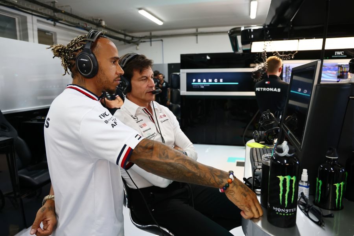 Hamilton assesses "huge" Mercedes progress