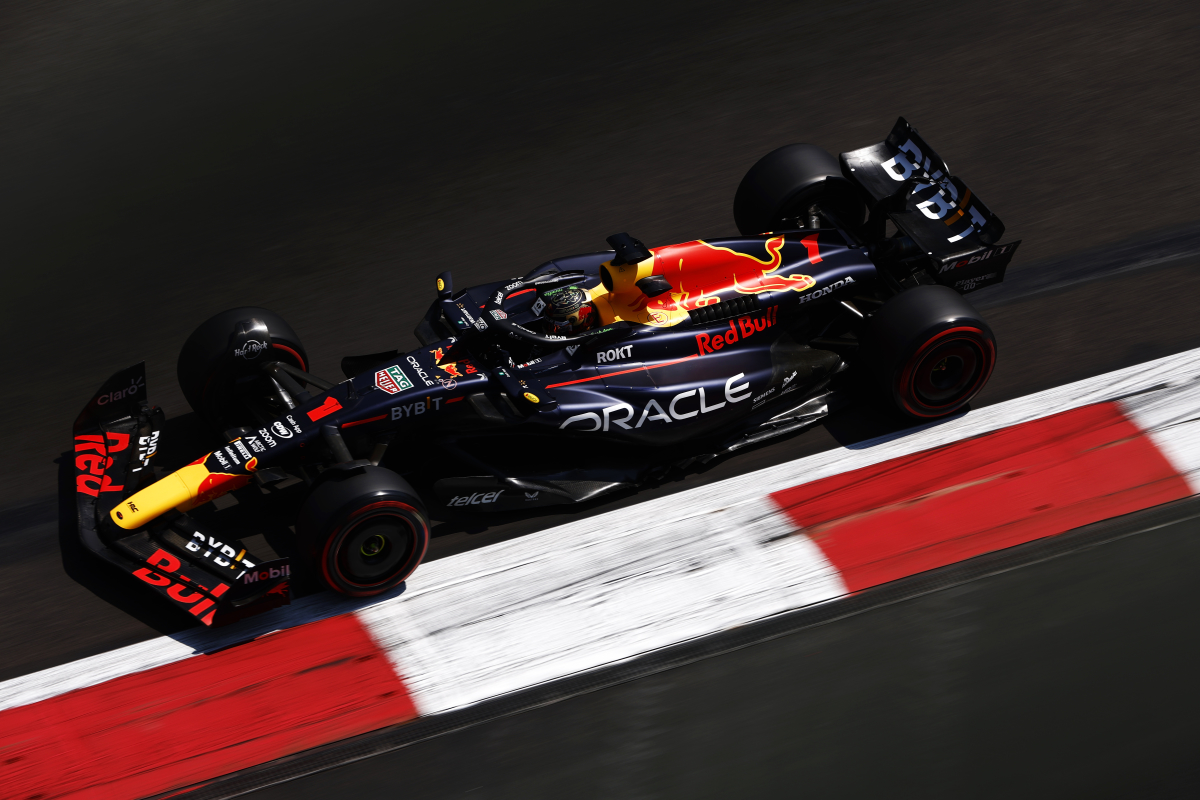 Dennis verwacht "saai" F1-seizoen in 2024: "We hebben een extreem snelle auto bij Red Bull"