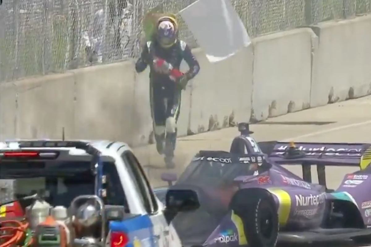 Will Grosjean join French fire service and Ricciardo win the title? - GP Fans F1 Recap
