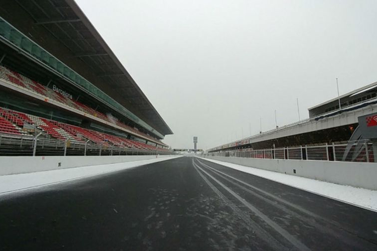 Snow wrecks F1 testing in Barcelona