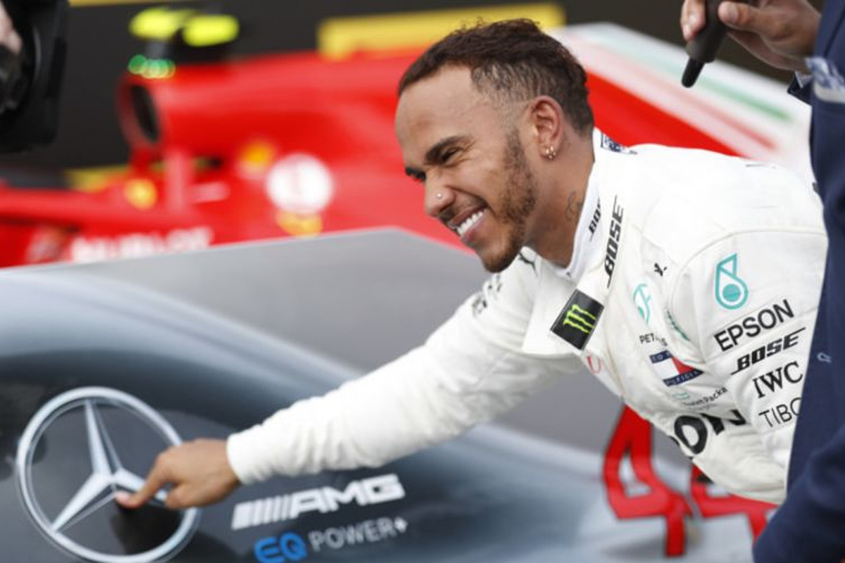 Hamilton sets sights on title success after penning new deal