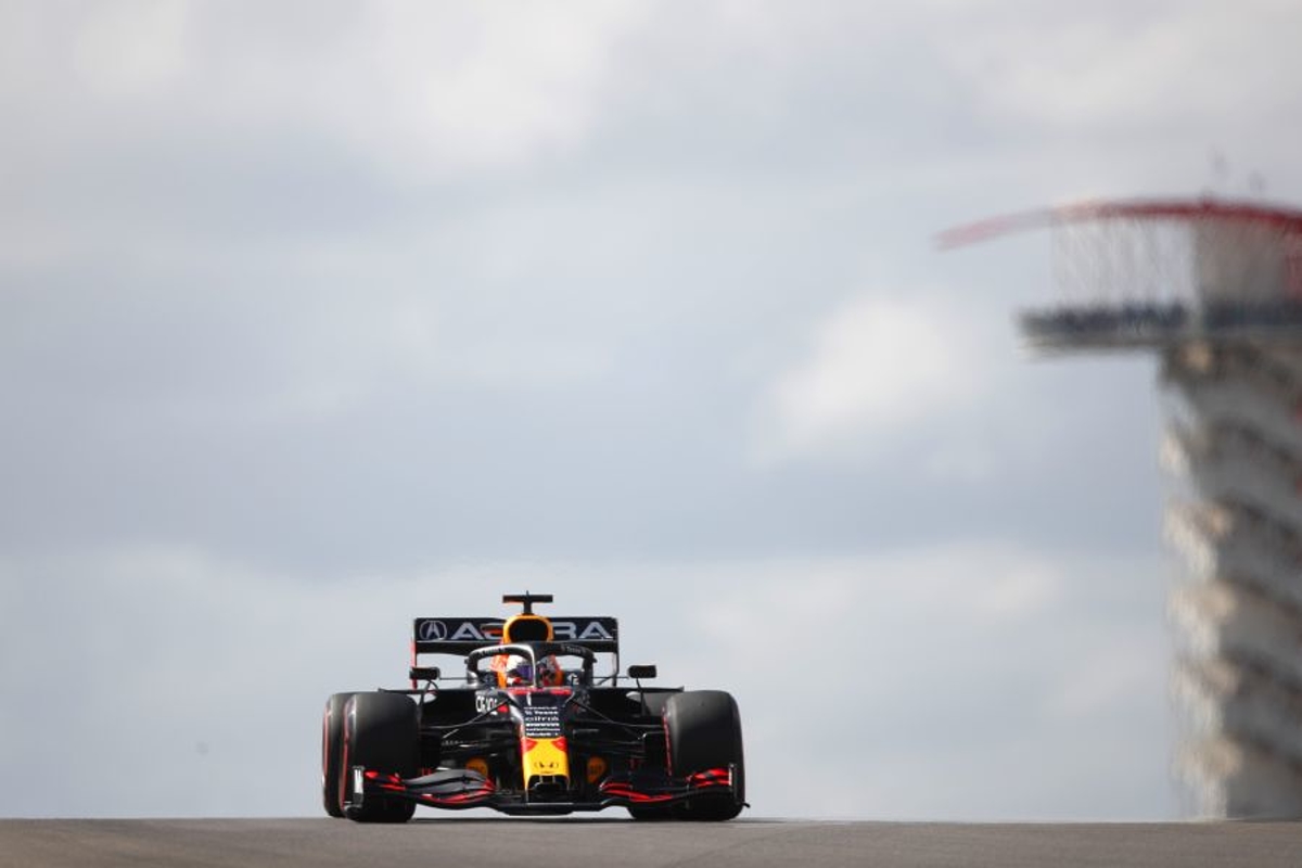 Verstappen geniet van knap werk Red Bull: "Aan het begin van weekend totaal niet blij"