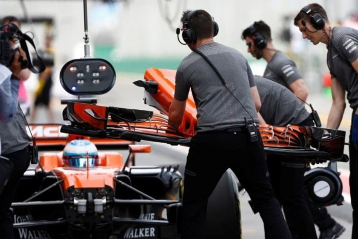 Alonso vindt McLaren op moment slechtste team