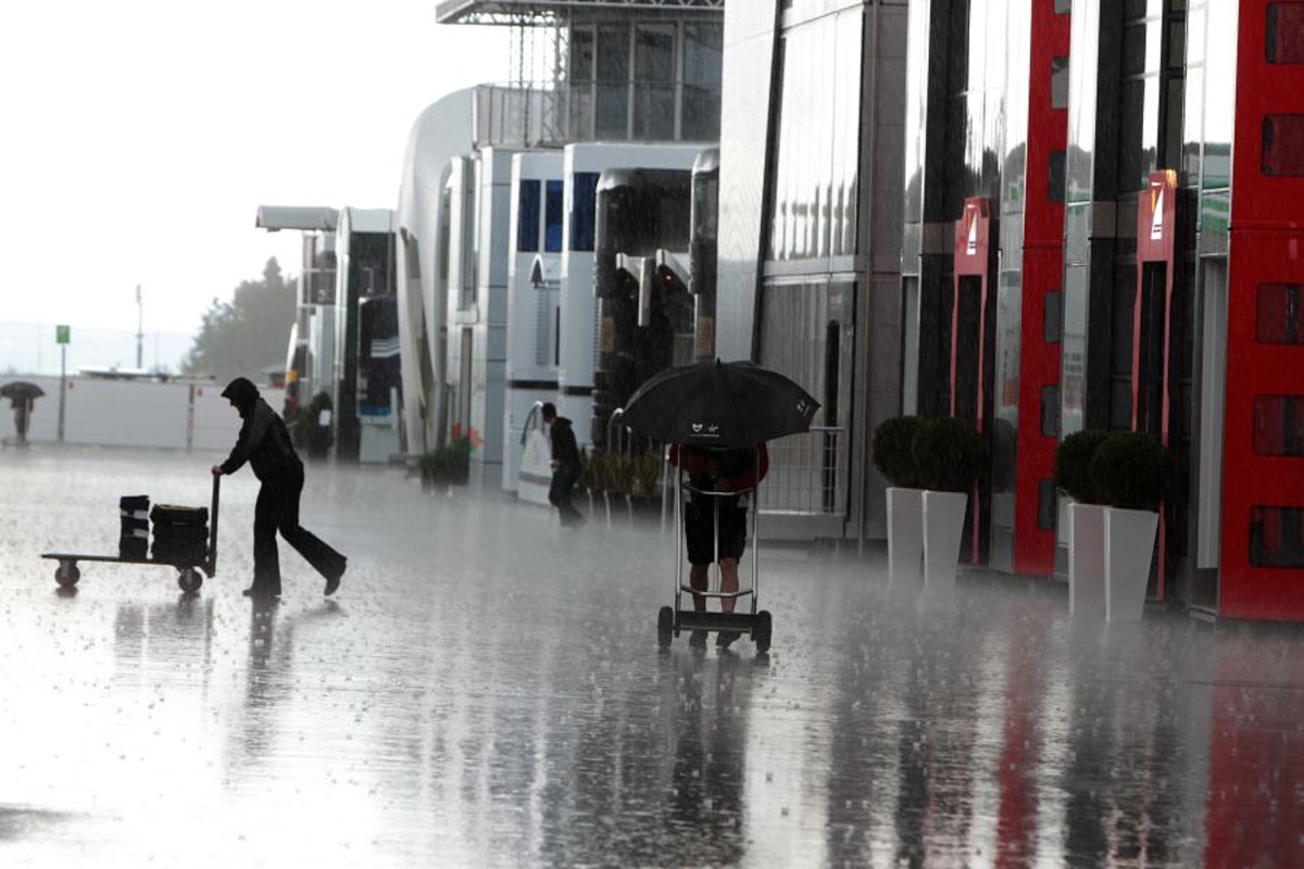 Mercedes wary of Nürburgring's wide weather window as fog and rain to hit Eifel GP