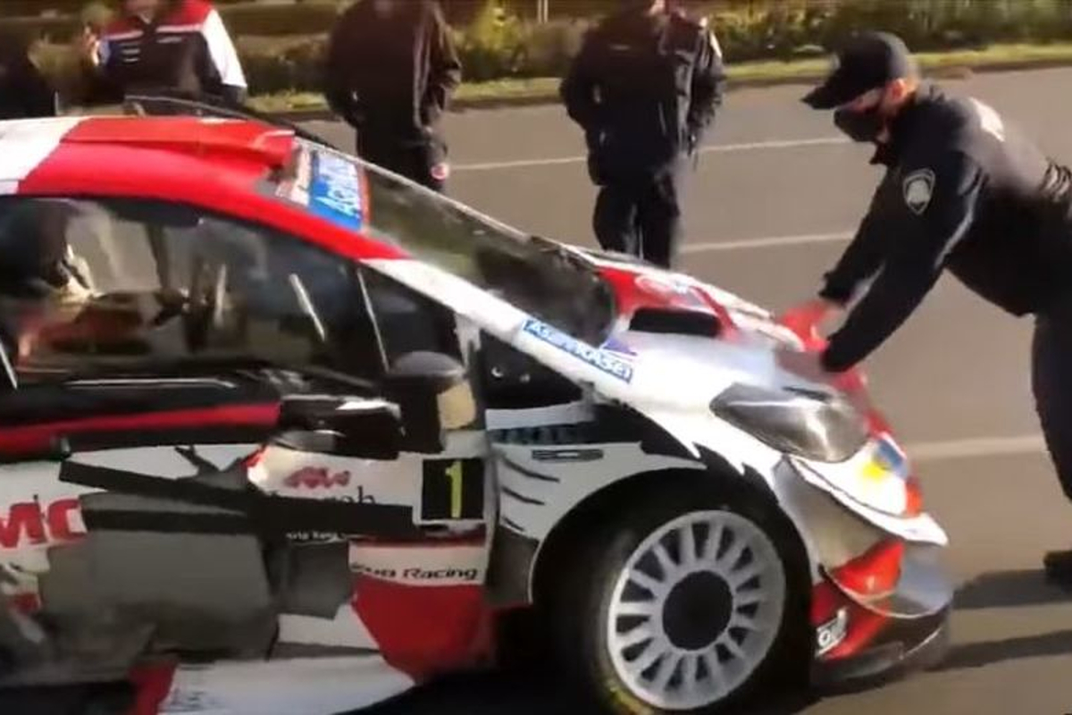 VIDEO: Rally-coureur moet op tijd zijn voor race en werkt niet mee met politie