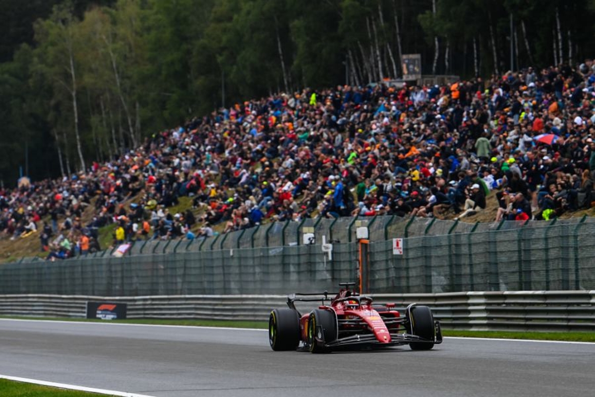 Leclerc onthult Ferrari-tactiek na gridstraf: "Aandacht voor zaterdag vrij nutteloos"