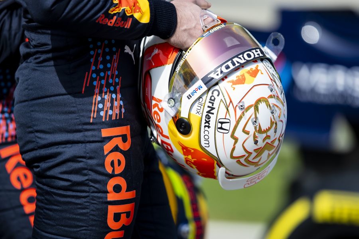 Verstappen en Pérez beginnen met speciale helm aan raceweekend in Oostenrijk