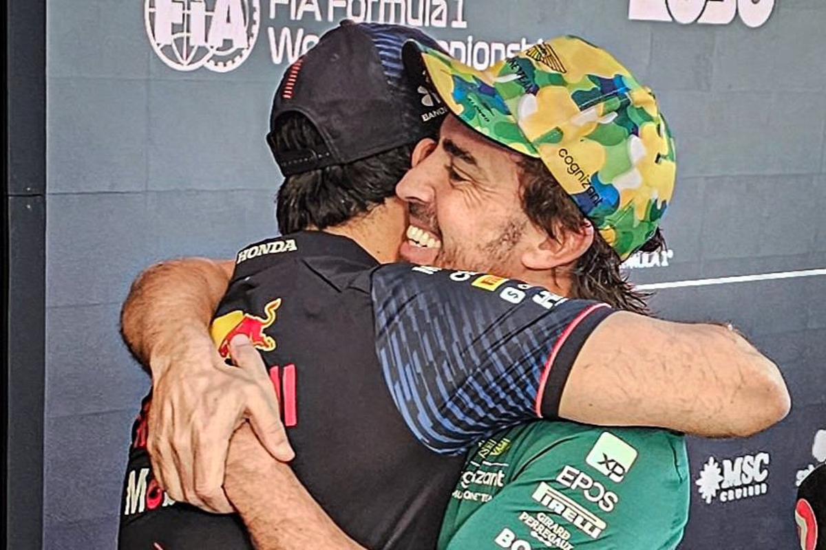 Checo y Alonso intercambian mensajes tras su duelo en Brasil