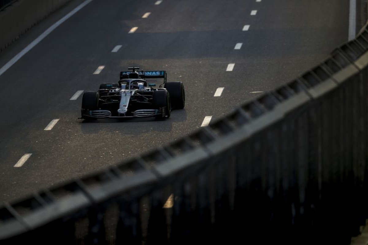 Mercedes: 'Hamilton verloor bijna twee seconden door onduidelijk scherm op stuur'