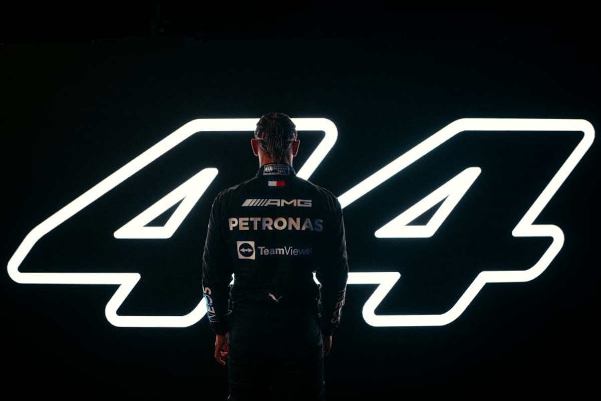 Mercedes "confirma" a Lewis Hamilton para la Fórmula 1 2022