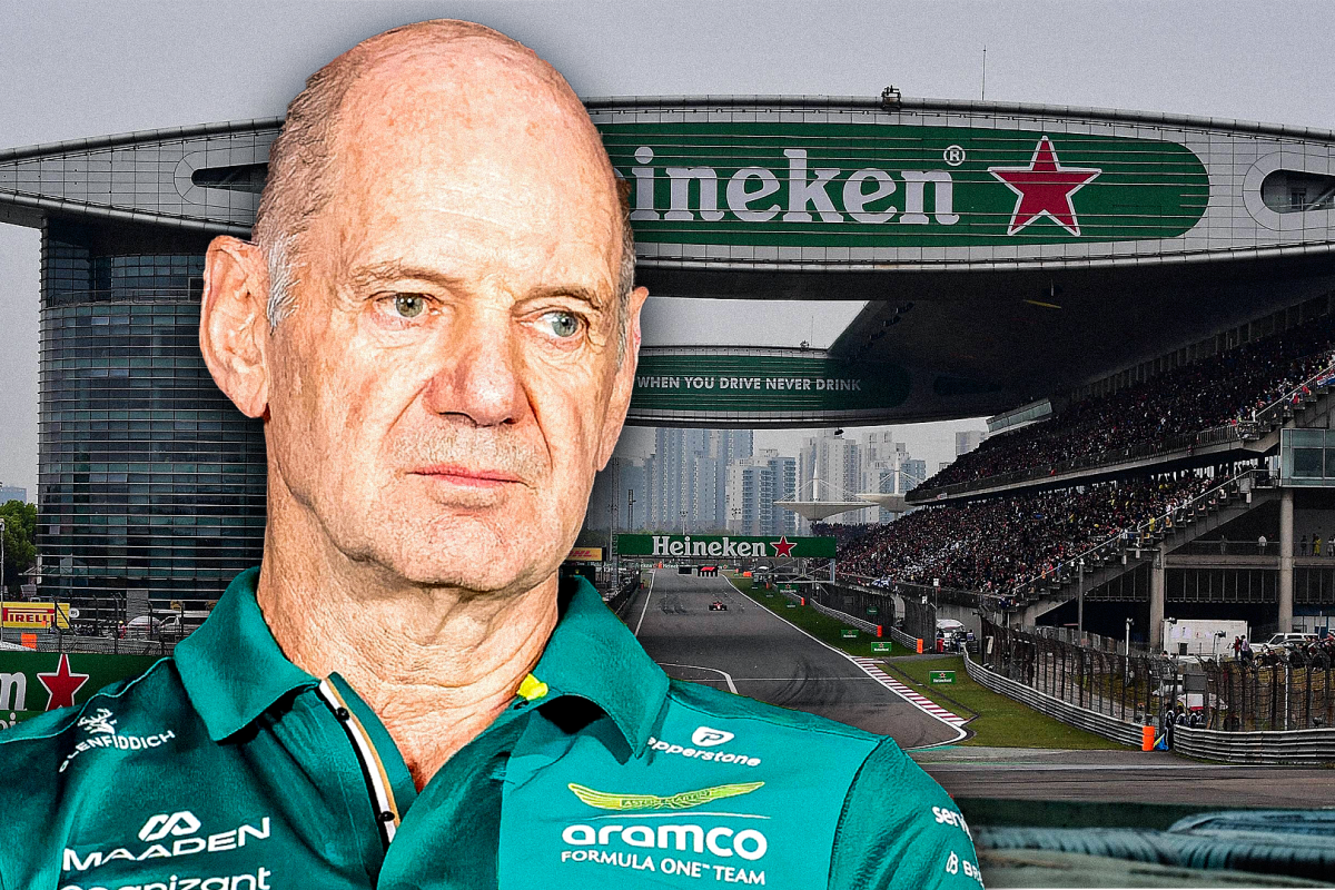 Newey, China, socials