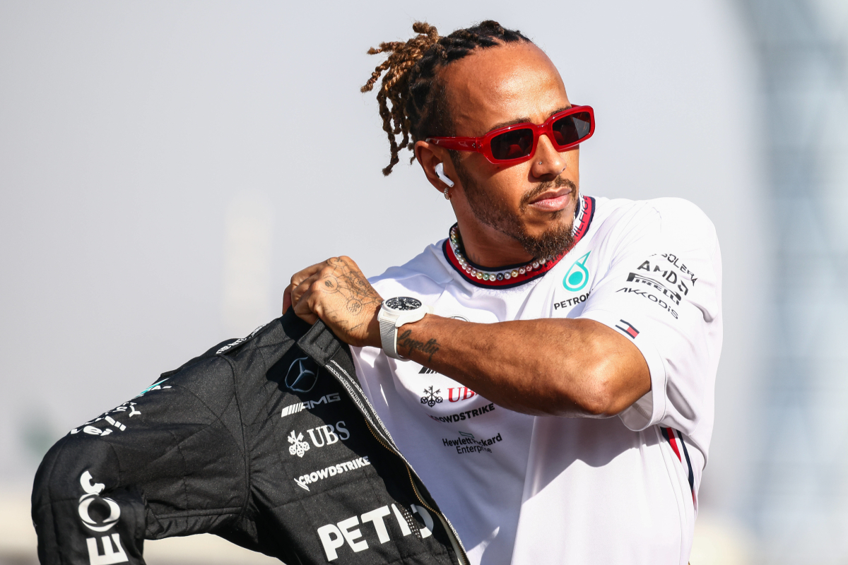 Hamilton DITCHES four wheels in unusual Mercedes switch