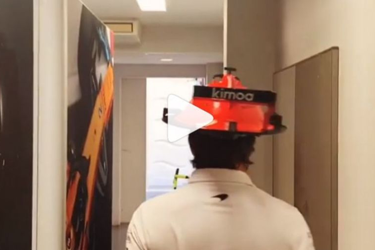 VIDEO: Alonso's special Japanese GP 'helmet'