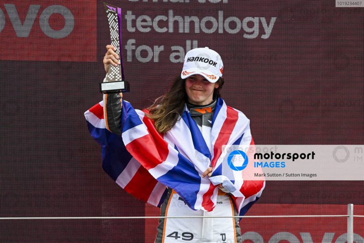 Britse vrouw timmert aan de weg: Eerste vrouw in F1 in aankomst?