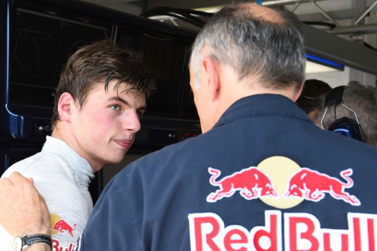 Tost over F1-debuut Verstappen: "Veel ‘experts’ zeiden dat het veel te vroeg was"