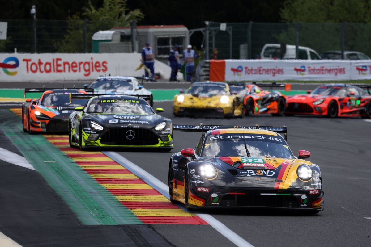 GT cars squabble for position