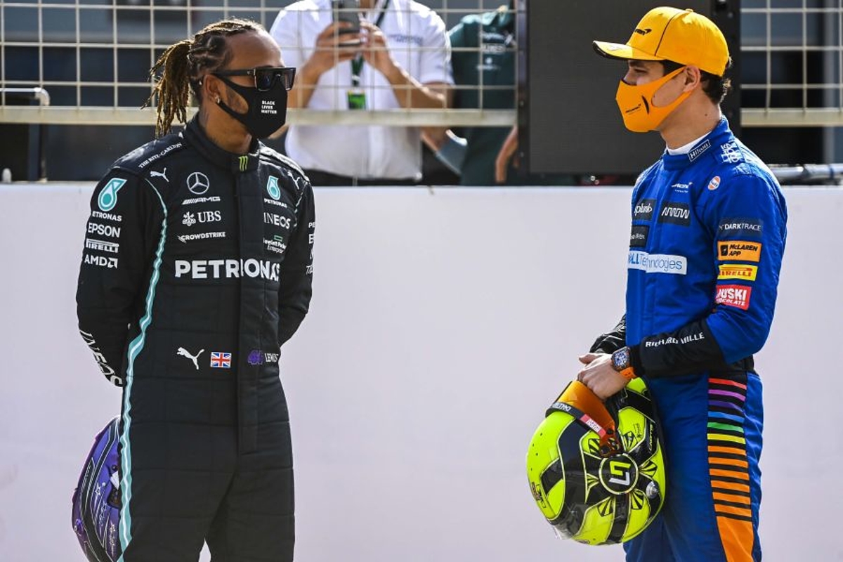 Norris kritisch op FIA-stewards: 'Verstappen lag allang voor Hamilton'