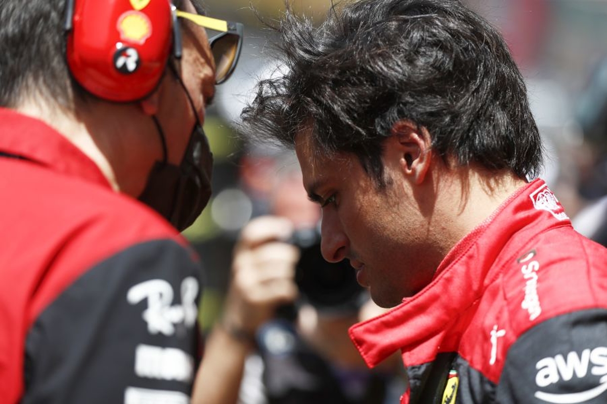 Sainz forced into out-of-the-box driving with "knife-edge" Ferrari
