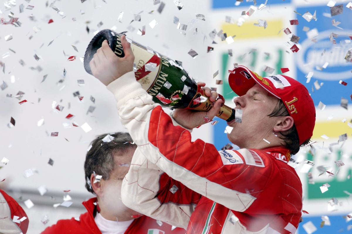 Raikkonen wins 2007 world championship