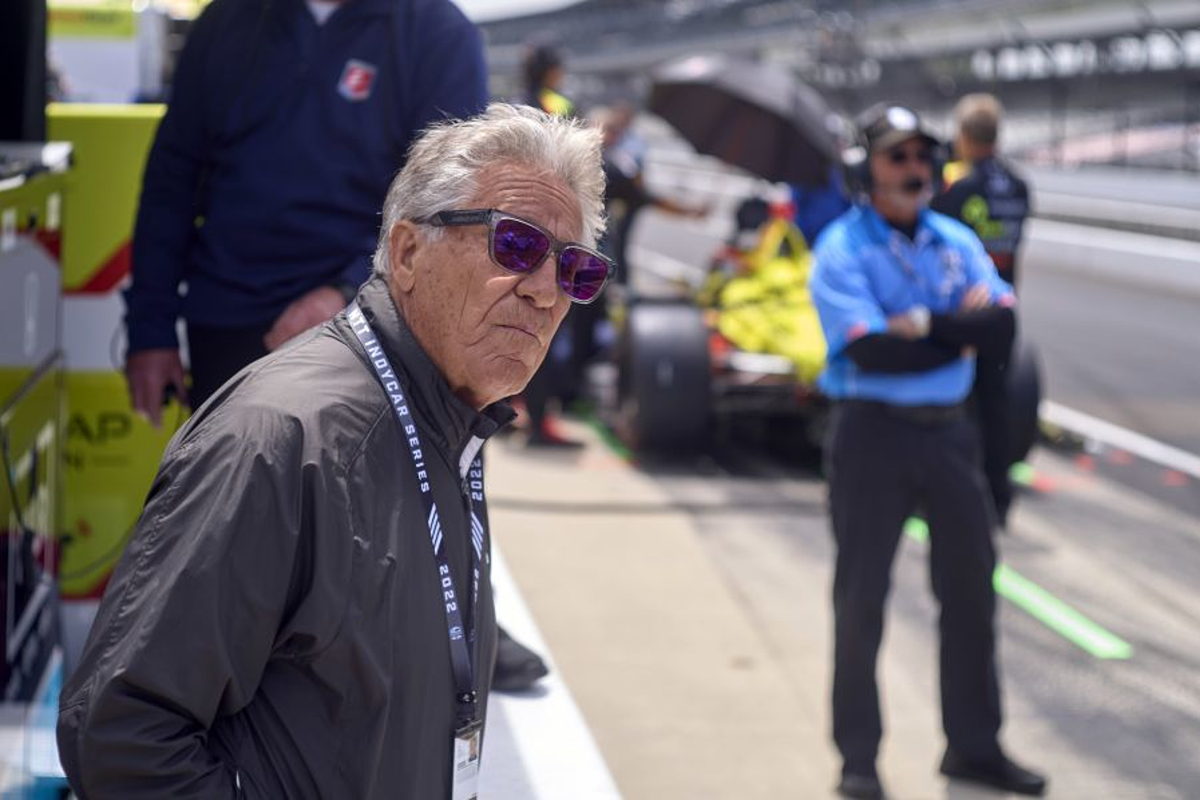 Mario Andretti: No sé por qué los equipos se resisten tanto