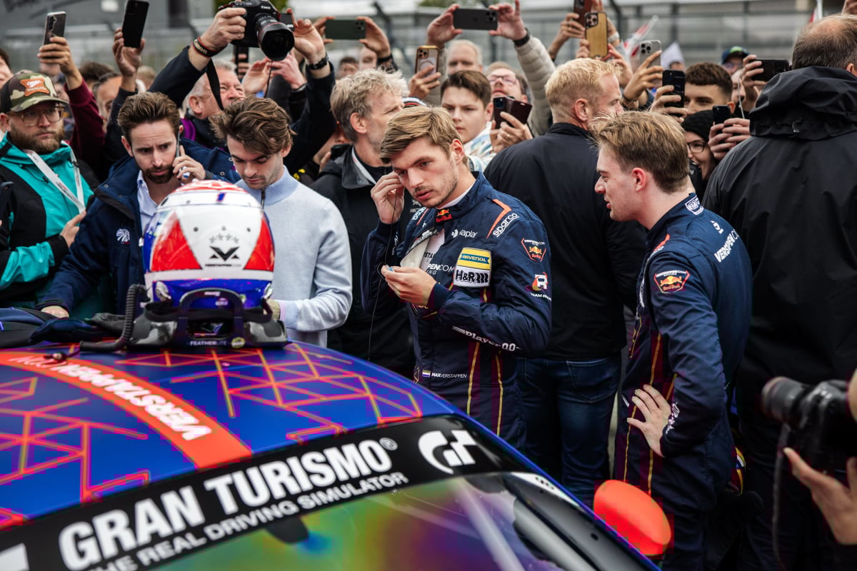 Verstappen ahead of his Nurburgring debut