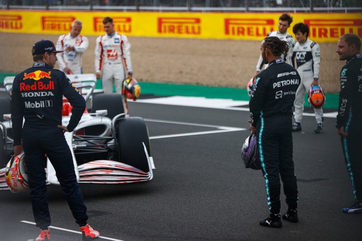 Verstappen ziet beoordeling in Formule 1-game wederom dalen
