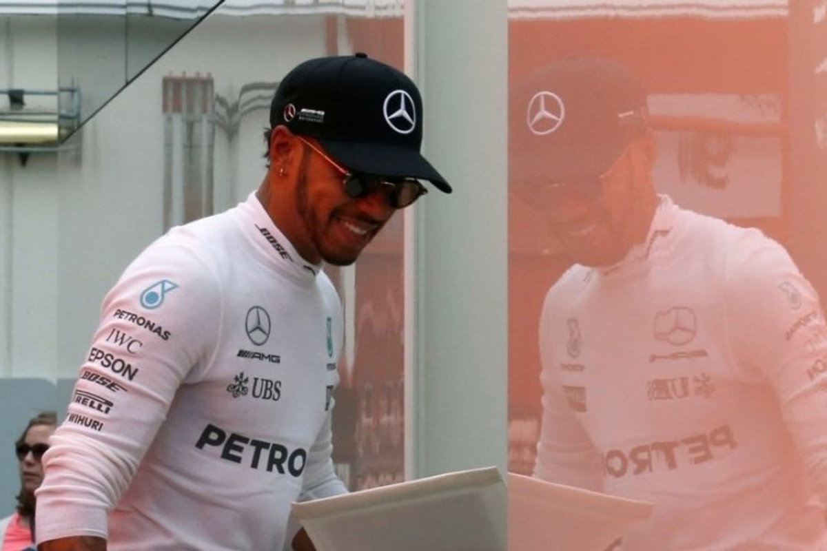 Lewis Hamilton: "Het ziet er goed uit voor Ferrari"