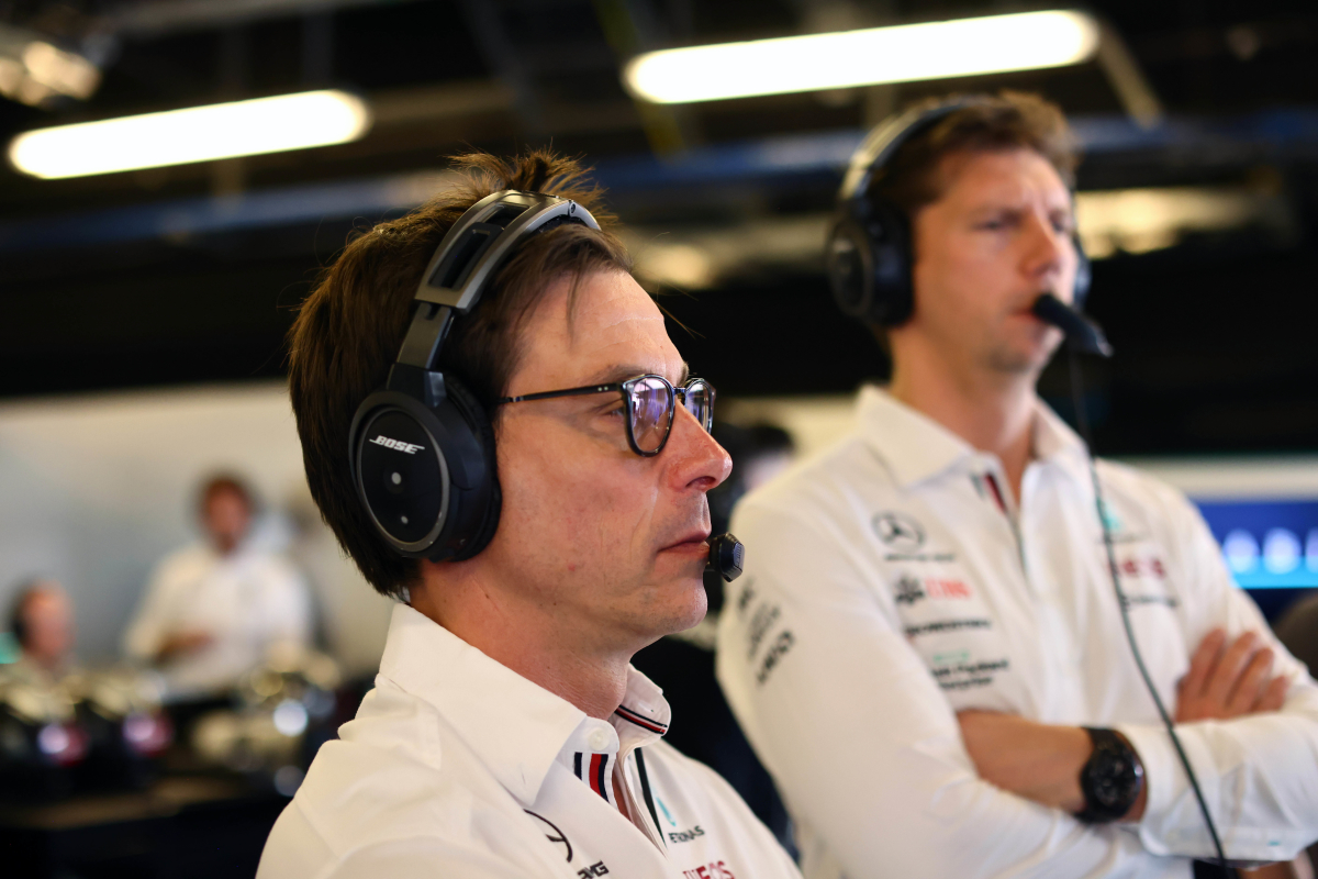 Wolff bids "sad" farewell to Mercedes right-hand man