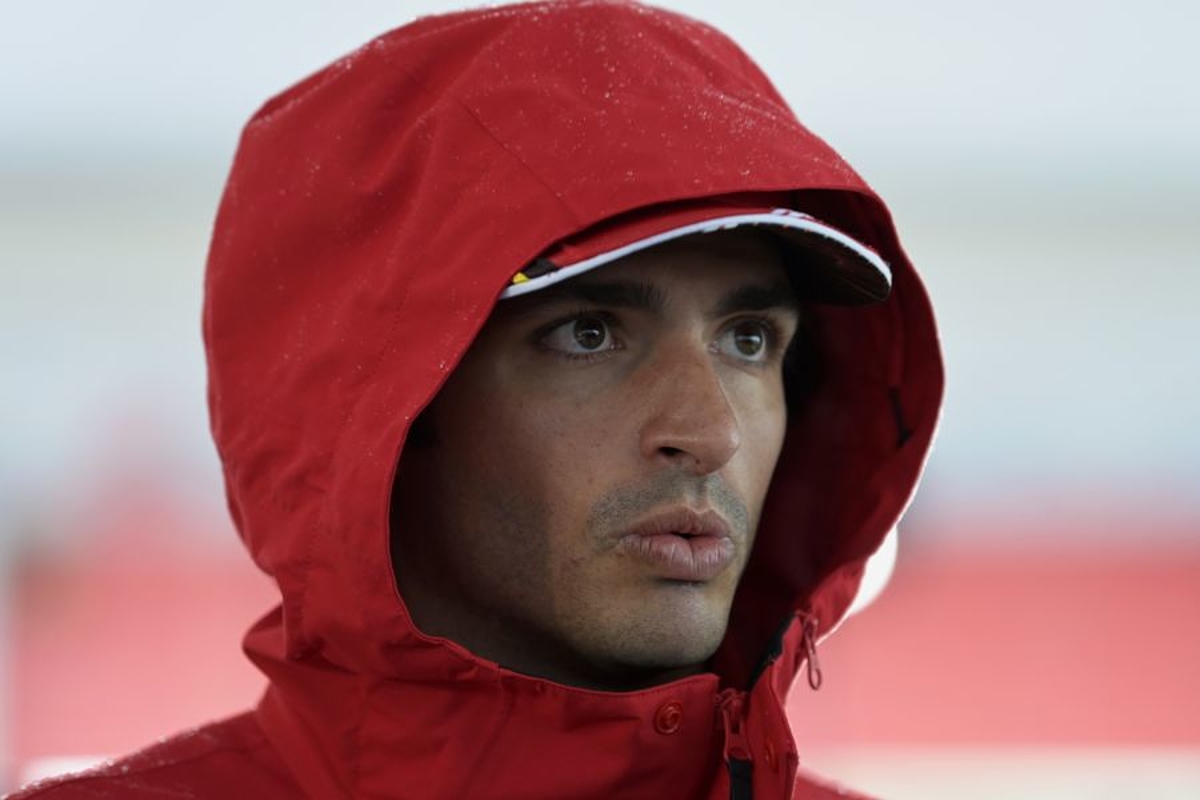 Carlos Sainz: Me subiría de cabeza a una MotoGP
