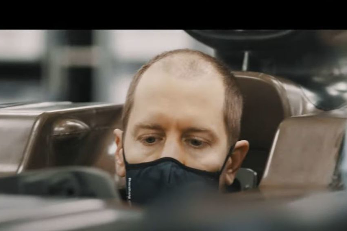 VIDEO: Vettel verrast fans met nieuwe coupe
