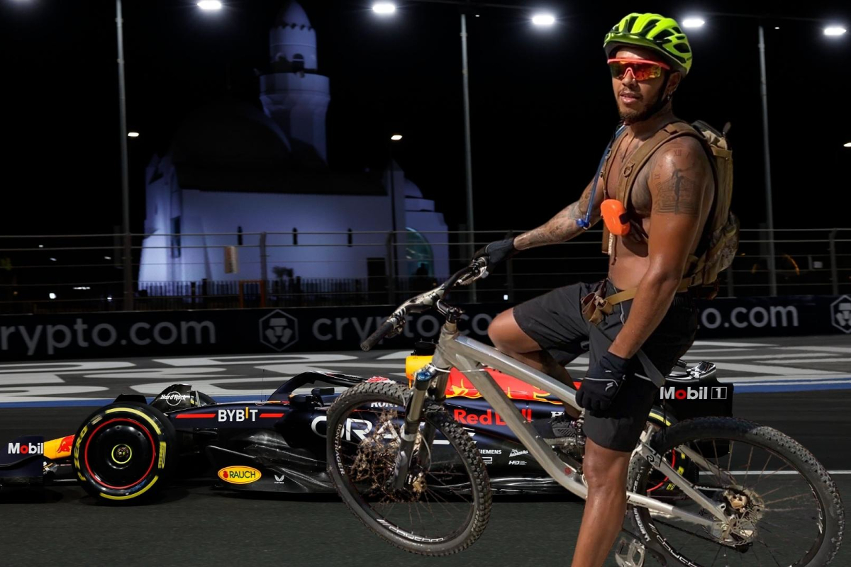 Hamilton served 'get on your bike' warning over Verstappen