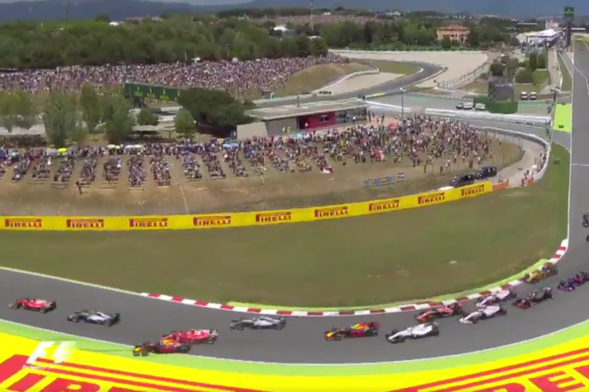 VIDEO: De crash tussen Verstappen en Räikkönen