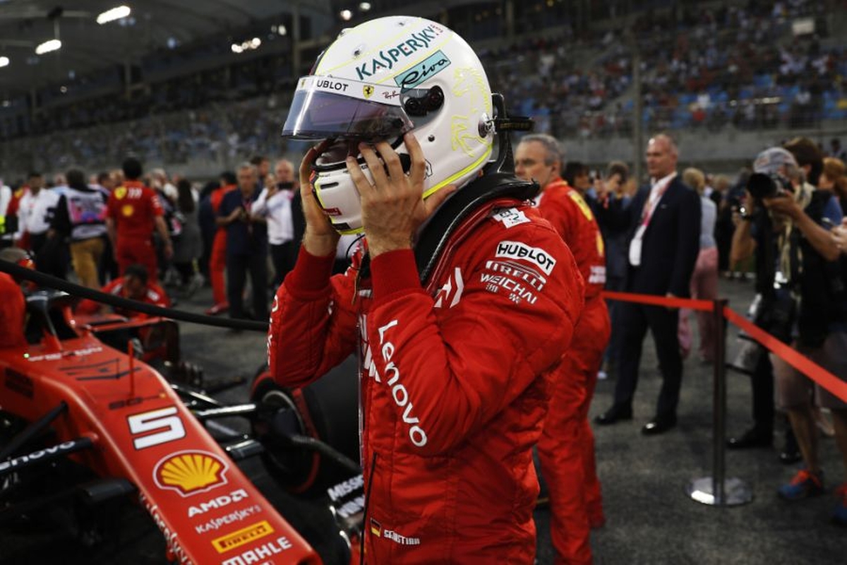 Hamilton neemt het op voor Vettel: 'Dit is niets in verhouding tot zijn successen'