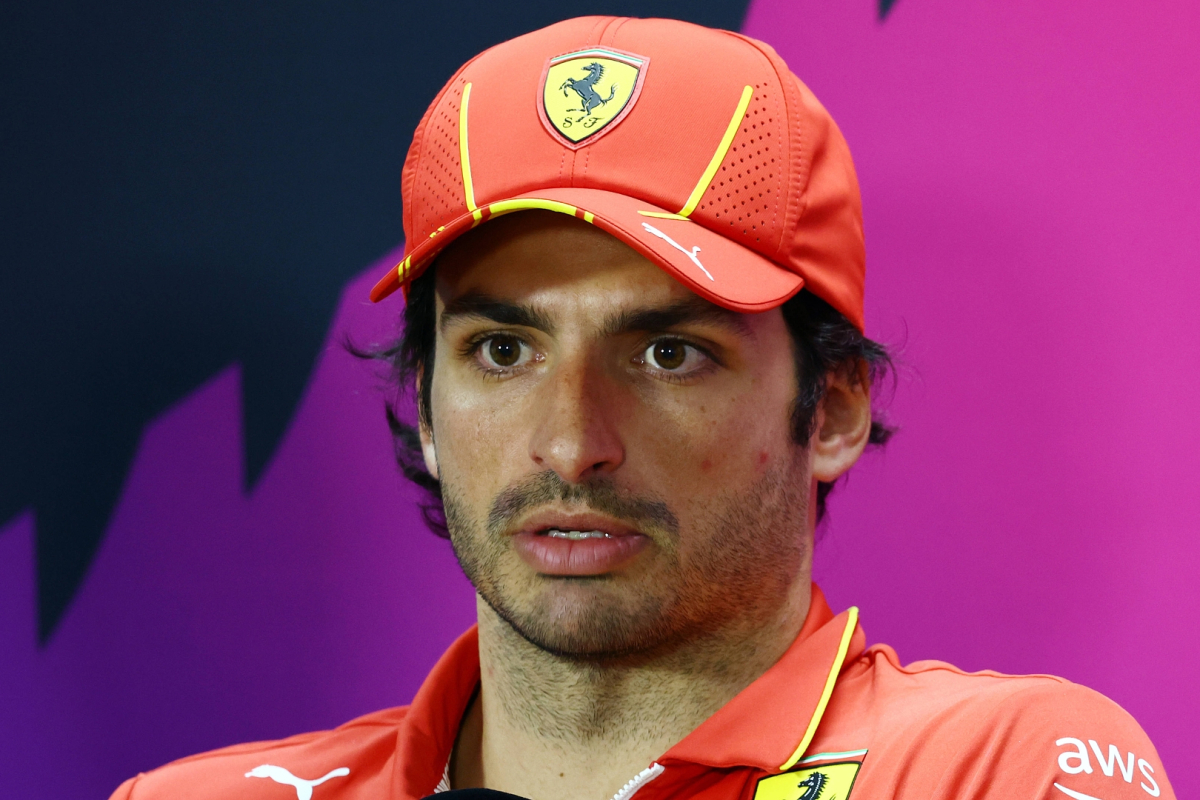 Sainz over toekomst na Ferrari: 'Ga met alle teams die mij kampioen kunnen maken in gesprek'