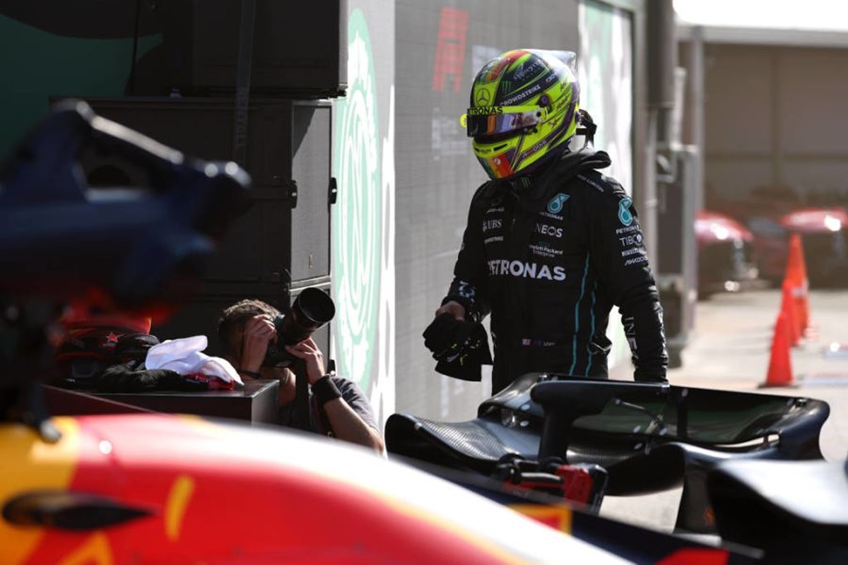 Hamilton offers Mercedes apology after expletive-riddled fury