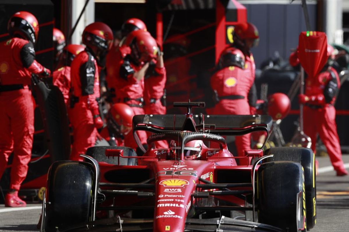 Charles Leclerc reed slechts 1km/h te hard in pitstraat Spa