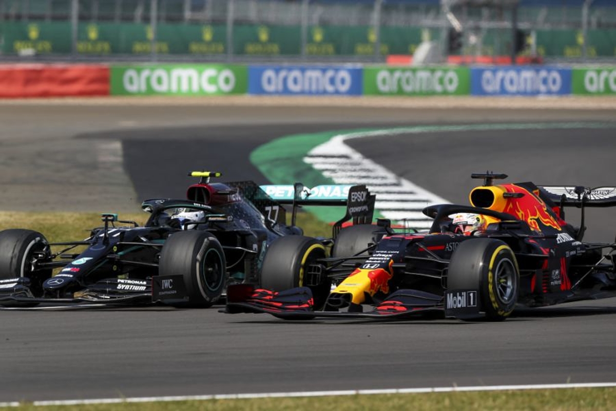 Mercedes erkent: 'Fout gemaakt in strijd met Verstappen om P2'