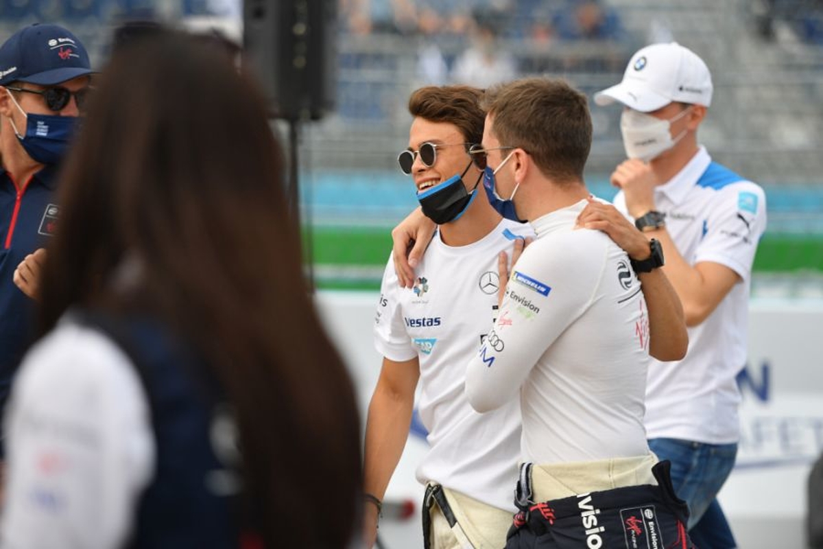 Nyck de Vries kroont zich tot wereldkampioen in de Formule E