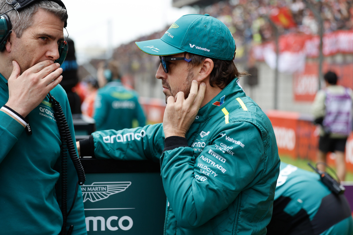 F1 Hoy: Alonso, en problemas; Sainz insulta a Checo