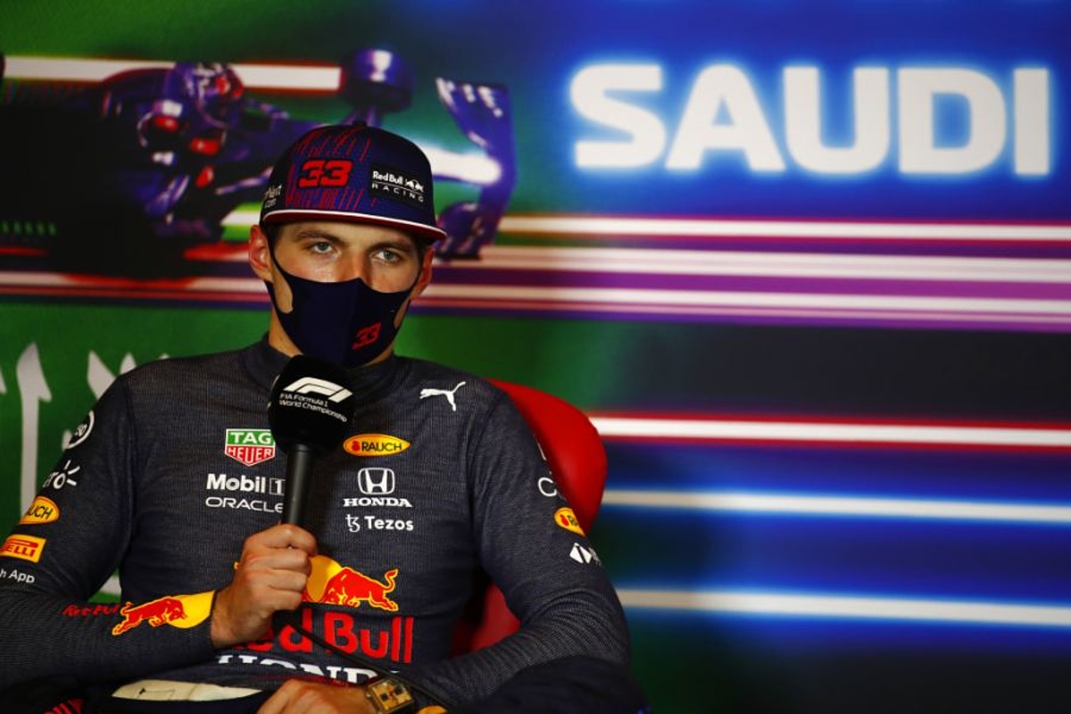 Verstappen voelt zich benadeeld door FIA: 'Andere coureurs worden er niet voor gestraft'