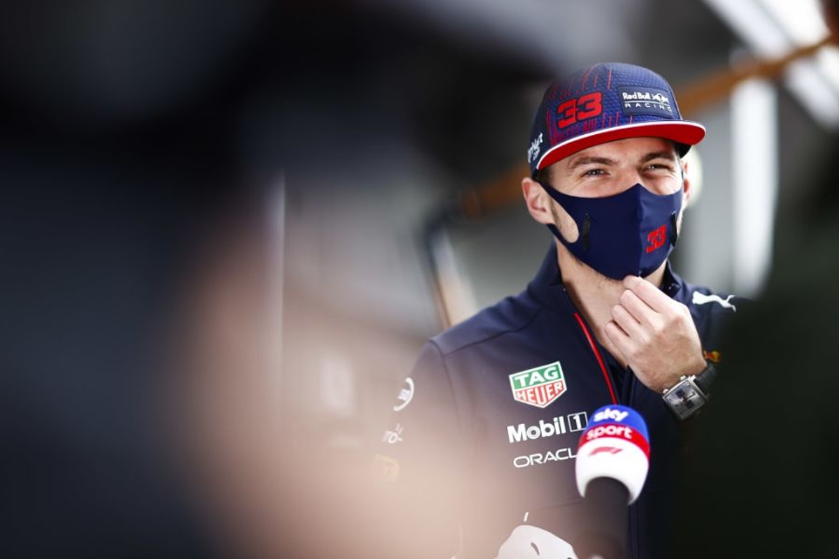 Verstappen doesn't "believe in momentum swings" in Hamilton title fight