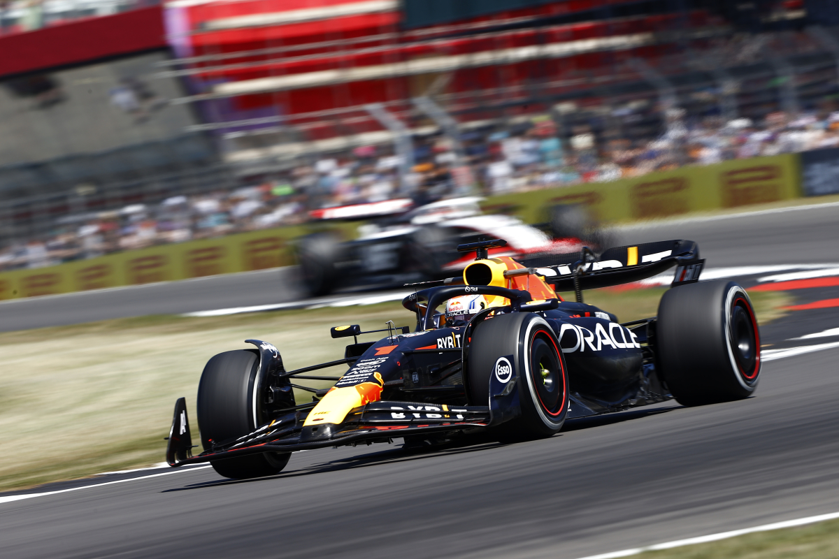 Red Bull Ring past circuit aan, Verstappen snelste in trainingen na motorwissel | GPFans Recap