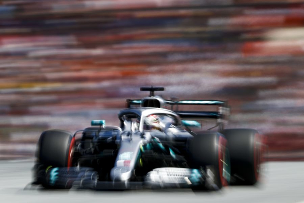 Hamilton gets into his rhythm and is unbeatable - Rosberg