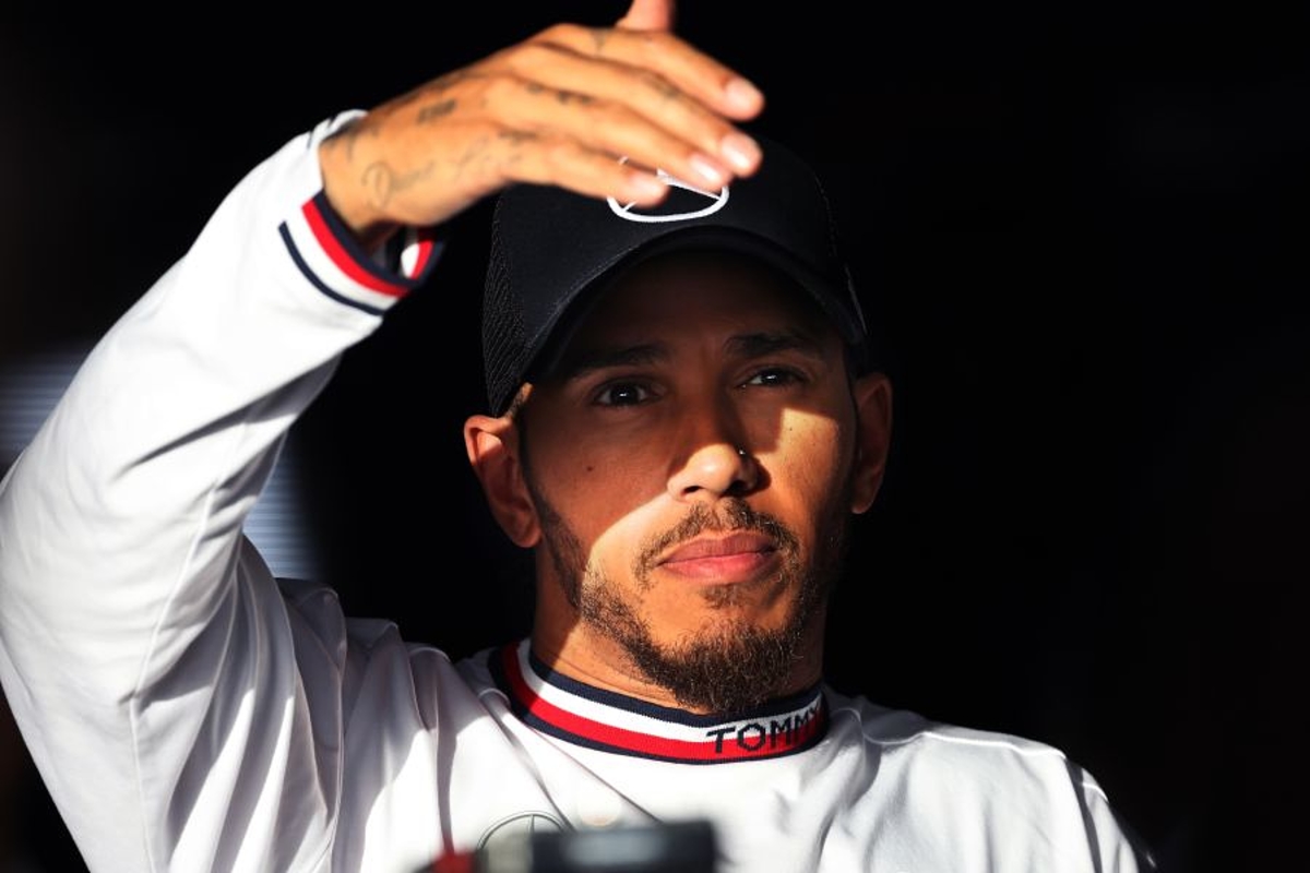 Hamilton sets out "time to panic" for F1 career