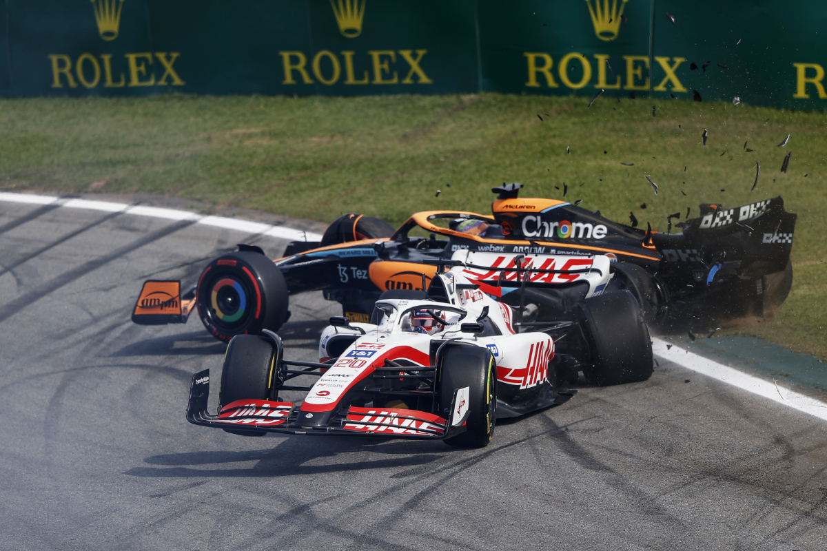 Ricciardo pénalisé à Abou Dhabi après son accrochage avec Magnussen